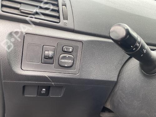 Used Parts TOYOTA VERSO (_R2_)  2.0 D-4D (AUR20_, AUR20R)  4612609