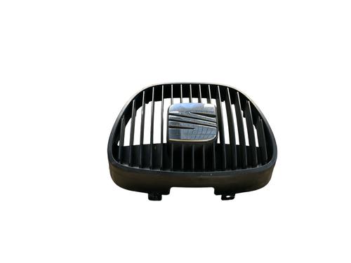 Used Grille SEAT IBIZA III (6L1) 1.4 TDI (75 hp) 25572608