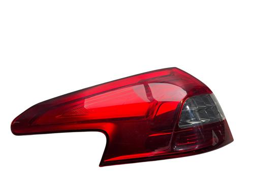 left-taillight-citroen-c5-iii-break-rw_-2008-2009-2010-2011-2012-2013-2014-2015-2016-2017-33806423 main image