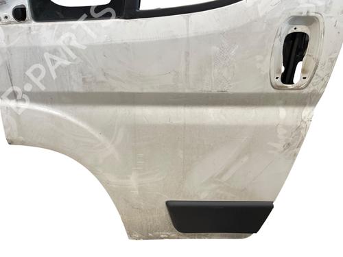 Left front door PEUGEOT BOXER Van 2.0 BlueHDi 130 | BP27562022C2 