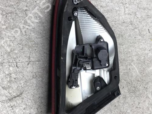 Used Right tailgate light Right tailgate light OPEL CROSSLAND X / CROSSLAND (P17, P2QO) 1.2 (75) (110 hp) 25575369 25575369