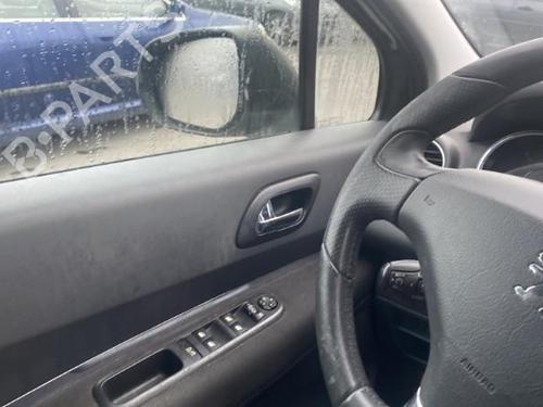 Radio PEUGEOT 5008 (0U_, 0E_) 1.6 HDi | BP26938515E6 