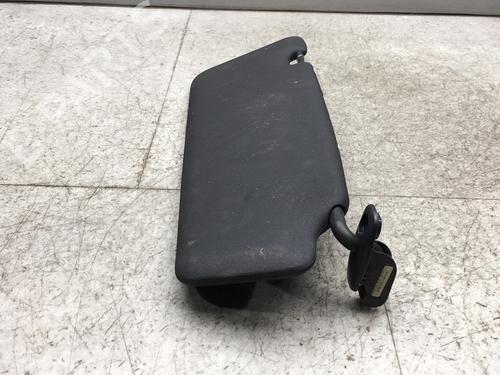 Used Left sun visor Left sun visor AUDI A3 Sportback (8PA) 2.0 TDI 16V (140 hp) 25546831 25546831