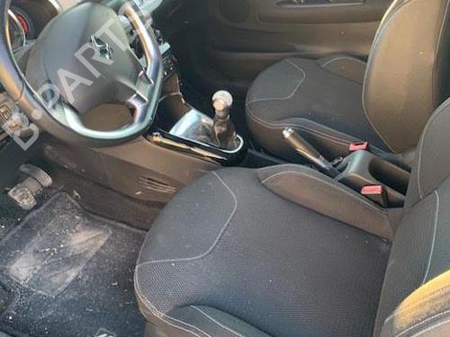 Left front window switch CITROËN DS3 (SA_) 1.6 HDi 90 | BP25910650I27 - Image 29
