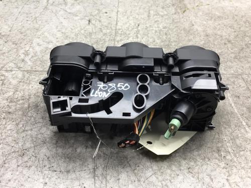 Climate control SEAT LEON (1P1) 1.6 TDI | BP25528514I5 - Image 2