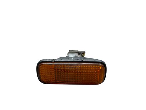 Used Right front indicator HONDA CIVIC VI Fastback (MA, MB) 1.6 16V (MB4) (116 hp) 29749161