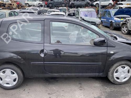 Left taillight RENAULT TWINGO II (CN0_) 1.5 dCi (CN0E) | BP25574973C34 