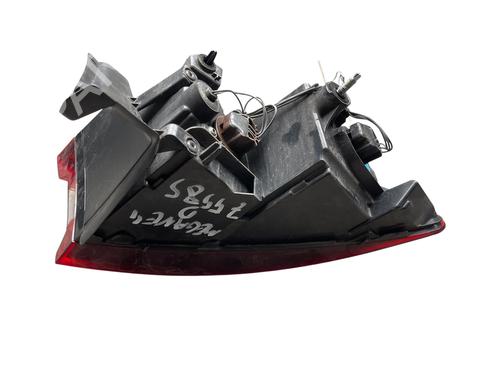 Right taillight RENAULT MEGANE IV Hatchback (B9A/M/N_) 1.6 dCi 130 (B9A4) | BP31625268C35