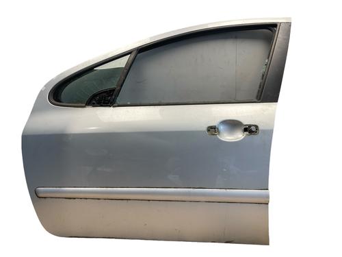 Used Left front door Left front door 25528263 25528263