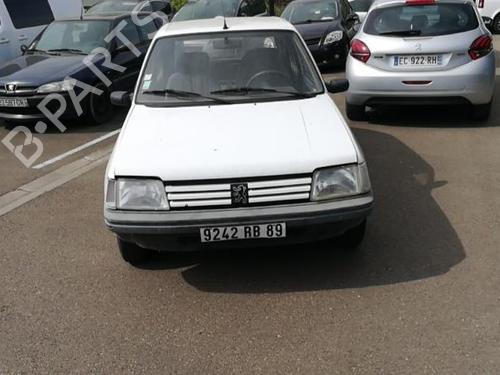 Left mirror PEUGEOT 205 II (20A/C) 1.7 Diesel | BP25553585C26 