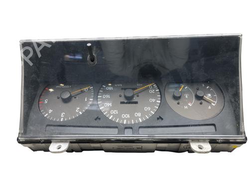 Used Instrument cluster TOYOTA HIACE IV Bus (__H1_, __H2_) 2.4 TD (LXH12, LXH22) (90 hp) 25557747