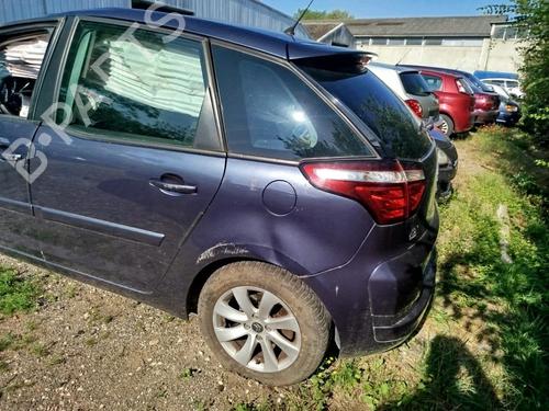 Fuse box CITROËN C4 Picasso I MPV (UD_) 1.6 HDi 110 | BP31355767E1