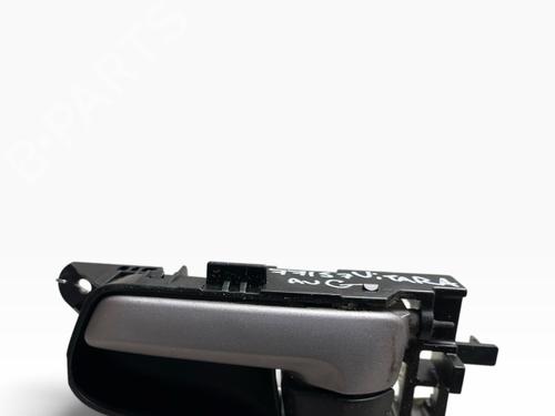 Front left interior door handle SUZUKI GRAND VITARA II (JT, TE, TD) 1.9 DDiS All-wheel Drive (JT419, TD44, JB419WD, JB419XD,... | BP40443310I13 - Image 2