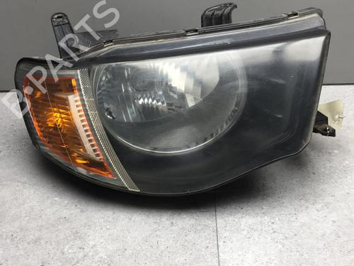 Right headlight MERCEDES-BENZ M-CLASS (W164) ML 320 CDI 4-matic (164.122) | BP25525736C29 
