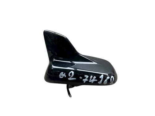 Used Antenna/Base AUDI Q2 (GAB, GAG) 35 TDI quattro (150 hp) 27271830