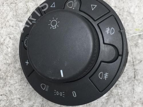 Used Headlight switch Headlight switch OPEL CORSA D (S07) 1.3 CDTI (L08, L68) (90 hp) 25575028 25575028
