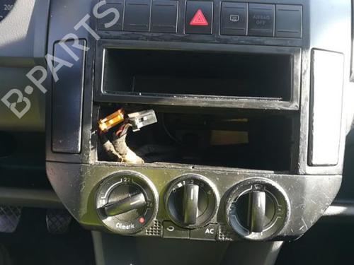 Right taillight VW POLO IV (9N_, 9A_) 1.9 SDI | BP25516267C35