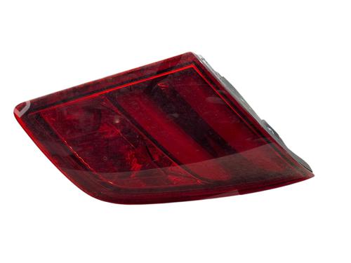 left-tailgate-light-peugeot-308-ii-lb_-lp_-lw_-lh_-l3_-2013-2014-2015-2016-2017-2018-2019-2020-2021-31092337 main image