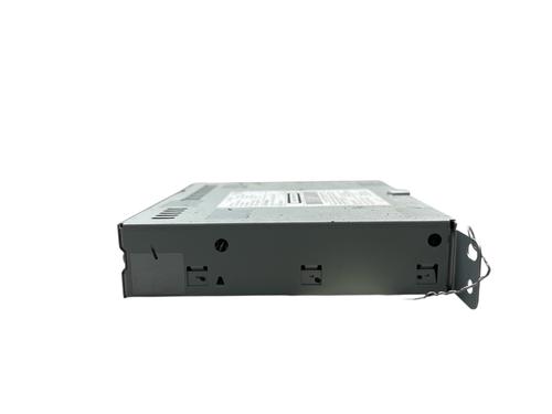 Used Radio Radio 25563843 25563843