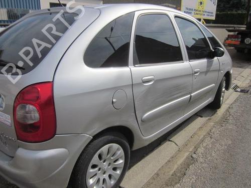 Venstre bak utvendig håndtak CITROËN XSARA PICASSO (N68) 2.0 HDi | BP25583006C130