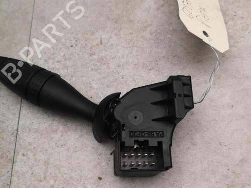 Used Steering column stalk FORD FIESTA V (JH_, JD_) 1.4 TDCi (68 hp) 25578898