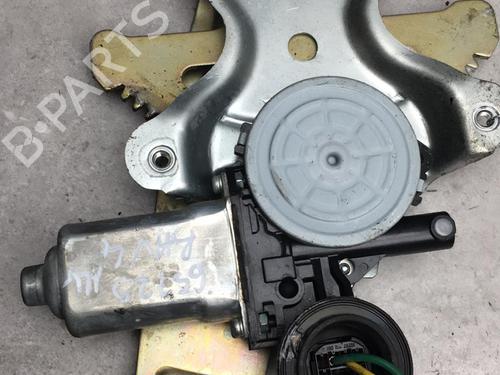 Rudehejsemekanisme ventre foran TOYOTA RAV 4 II (_A2_) 2.0 D 4WD (CLA20_, CLA21_, CLA20R, CLA21R) (116 hp) 25561279