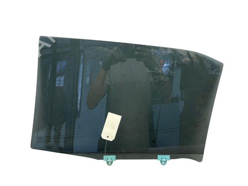 rear-right-door-window-nissan-juke-f16_-2019-27607102 main image