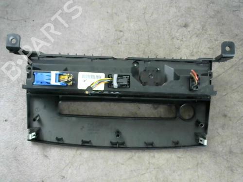 Used Climate control BMW 5 (E60) 530 d (218 hp) 25579329