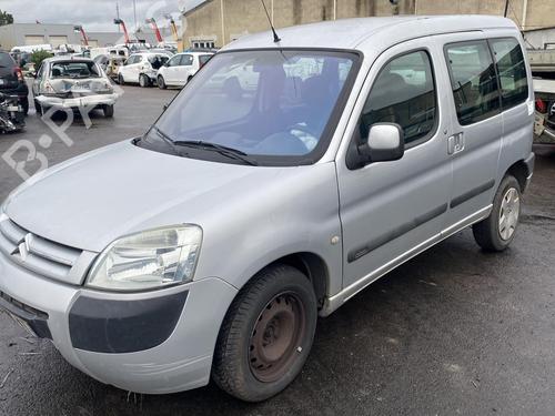 Headrest CITROËN BERLINGO / BERLINGO FIRST Box Body/MPV (M_) 2.0 HDI 90 (MBRHY, MCRHY) | BP25566234I31 