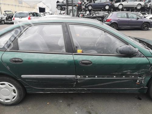 Left taillight RENAULT LAGUNA I (B56_, 556_) 1.8 (B56Z) | BP25517339C34 
