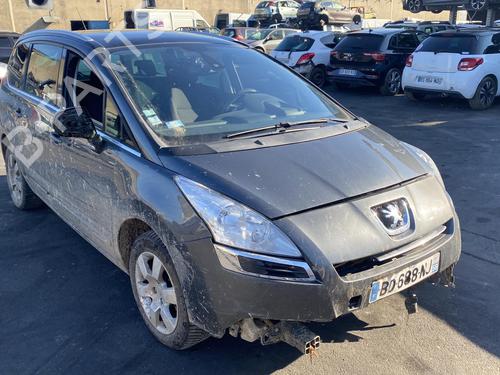 Front wiper motor PEUGEOT 5008 (0U_, 0E_) 1.6 HDi | BP25551322M29 