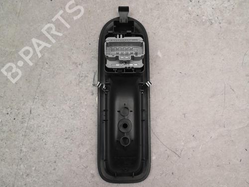 Used Left front window switch RENAULT TWINGO II (CN0_) 1.5 dCi 75 (75 hp) 25561256