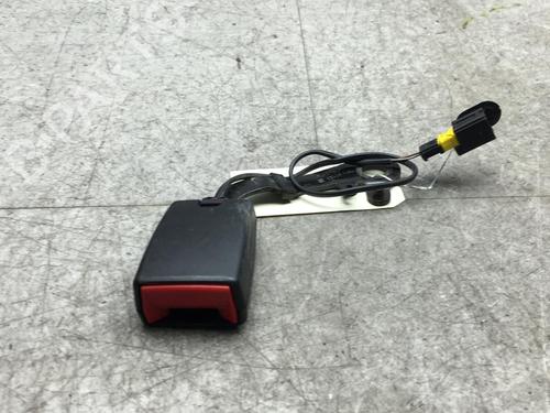 Engate do cinto Engate do cinto PEUGEOT 5008 (0U_, 0E_) 2.0 HDi 150 / BlueHDi 150 (150 hp) 25529094 25529094