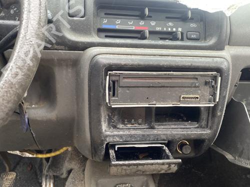 Left taillight SUZUKI JIMNY Closed Off-Road Vehicle (SN) 1.3 16V 4WD (SN413) | BP25512809C34 