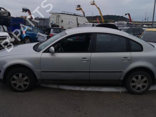 Left taillight VW PASSAT B3/B4 (3A2, 35I) 1.9 TDI | BP25524019C34 