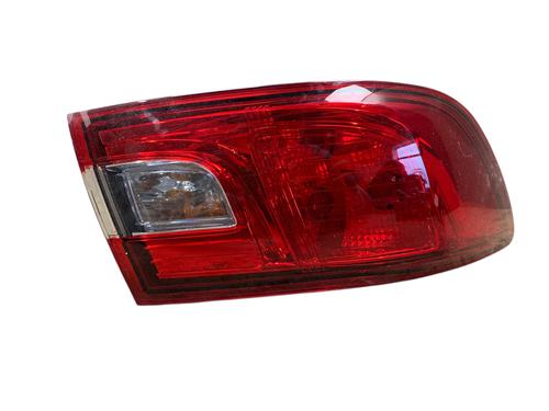 Used Left taillight RENAULT CLIO IV (BH_) 0.9 TCe 75 (BHNP) (76 hp) 28200664