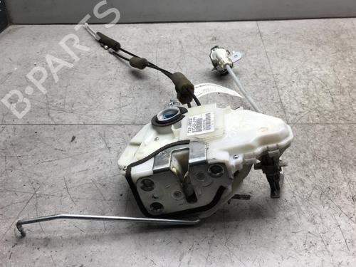 Used Front left lock Front left lock 25557162 25557162