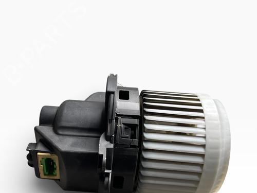 Heater blower motor DACIA SANDERO II 1.2 | BP39755209M62 - Image 3
