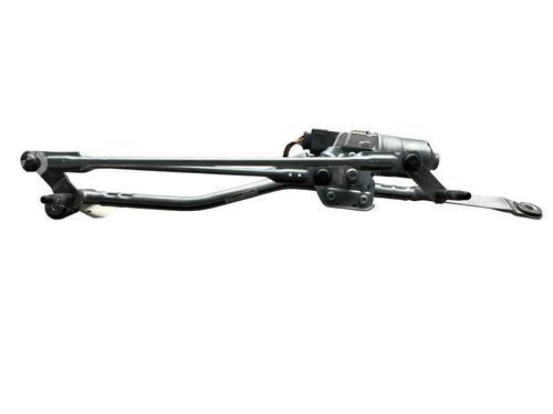 Used Front wiper motor BMW 1 (F40) 118 d (150 hp) 25548992