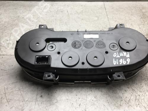 Used Instrument cluster FIAT PUNTO EVO (199_) 1.2 (69 hp) 25510154