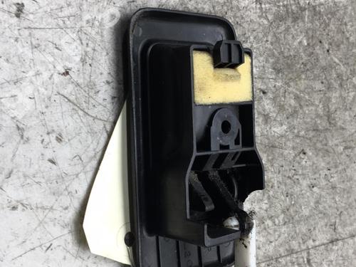 Used Front left interior door handle Front left interior door handle OPEL FRONTERA B (U99) 2.2 DTI (6B_66, 6B_76) (120 hp) 25528942 25528942