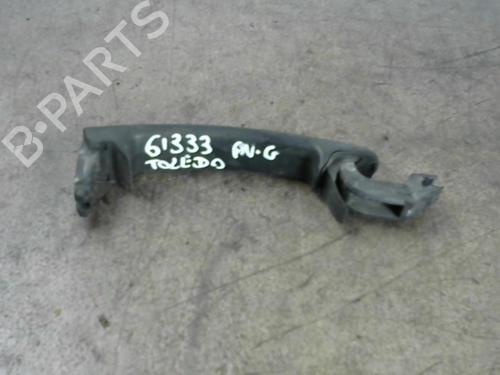 Używane Klamka zewnętrzna drzwi przednich lewych SEAT CORDOBA (6L2) 1.4 TDI (70 hp) 25532542