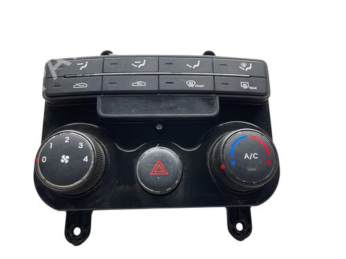 Used Climate control Climate control HYUNDAI i30 Estate (FD) 1.6 CRDi (90 hp) 25579958 25579958