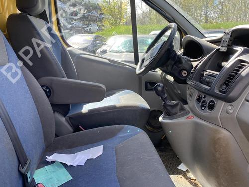 Luz interior RENAULT TRAFIC II Van (FL) 2.0 dCi 90 (FL0H, FL00, FL01, FL0M, FL0P, FL0S) | BP25514581I8 - Image 25