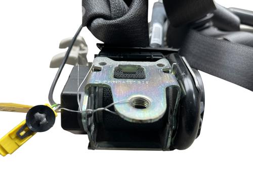 front-right-seatbelt-opel-astra-j-p10-2009-2010-2011-2012-2013-2014-2015-2016-30079932 main image