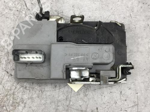 Used Front left lock PEUGEOT 206 Hatchback (2A/C) 1.4 HDi eco 70 (68 hp) 25556032