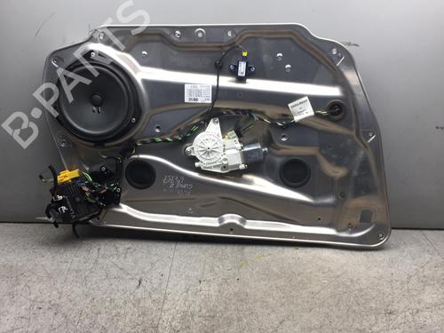 Rudehejsemekanisme ventre foran MERCEDES-BENZ E-CLASS (W212) E 250 CDI / BlueTEC (212.003, 212.004) (204 hp) 25528508