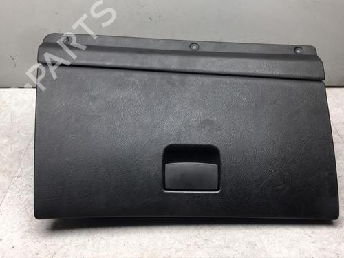 Used Glove box HYUNDAI COUPE II (GK) 2.0 GLS (143 hp) 25555674