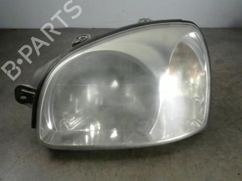 Venstre forlygte HYUNDAI SANTA FÉ I (SM) 2.0 CRDi (113 hp) 25577022