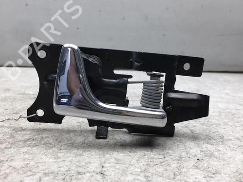 Used Rear right interior door handle Rear right interior door handle LAND ROVER DISCOVERY II (L318) 2.5 Td5 4x4 (139 hp) 25521843 25521843